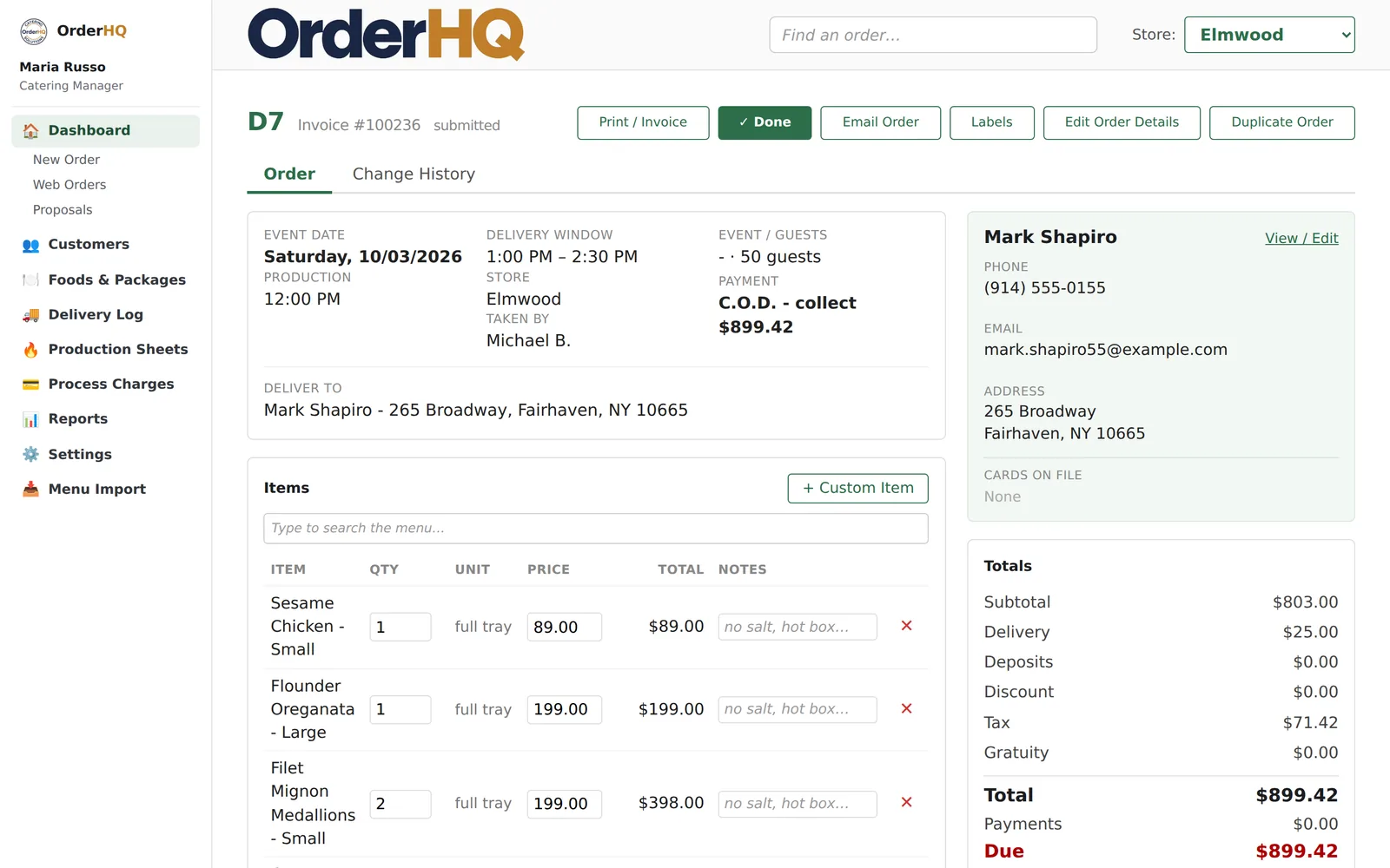 One order on the counter screen: the customer and delivery window at the top, the items below, totals and the card on the right